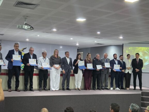 Amazonprev conquista Selos Ouro e Bronze em Prêmio da Qualidade de Gestão da CGE-AM